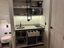 Hotel Ryo 74B Suites