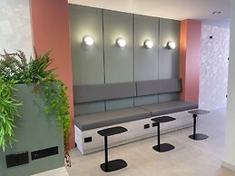Hotel Ryo 74B Suites