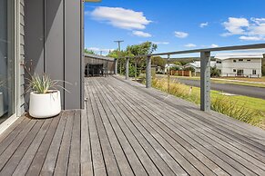 Eastern Reef Villas