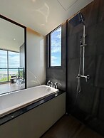 Sea View 2 Bed Room Luxury - Perfect Location