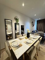 Sea View 2 Bed Room Luxury - Perfect Location