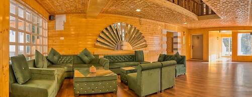 Xenious White House Eco Resort