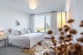 Hotel Rural Costa Del Trigo