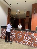 Omni Grand Hotel & Conference Centre