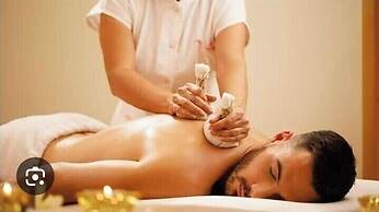 Omni Grand Hotel & Conference Centre