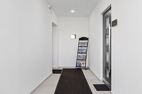 Maria Blick Lake View Apartments