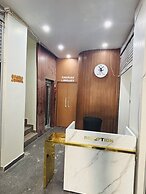 Hotel Sayari Inn