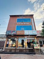 Hotel Sayari Inn