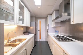 Tyms Elegant 3BR 2BA Apt Near Malls