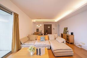 Tyms Elegant 3BR 2BA Apt Near Malls