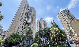 Tyms Modern 3BR 2BA Apt Near Metro