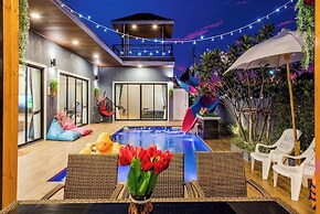Sky Blue Private Pool Villa, Near Cham Am Beach
