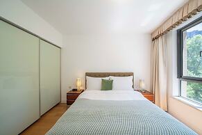 Tyms Stylish 3BR 2BA Apt Xujiahui Metro