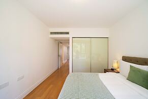 Tyms Stylish 3BR 2BA Apt Xujiahui Metro