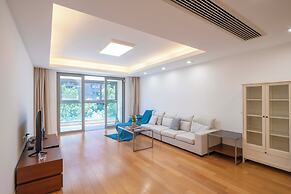 Tyms Stylish 3BR 2BA Apt Xujiahui Metro