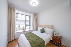 Tyms Stylish 3BR 2BA Apt Xujiahui Metro