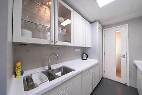 Tyms Stylish 3BR 2BA Apt Xujiahui Metro