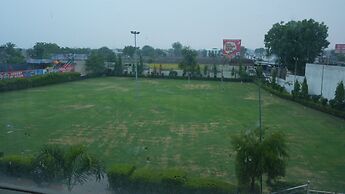 Hotel Holiday Fun Resort