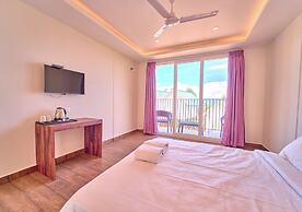 Gardenia Kanthalloor by VOYE HOMES