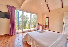 Gardenia Kanthalloor by VOYE HOMES