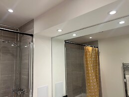 Tranquil Dartford Apartment Retreat