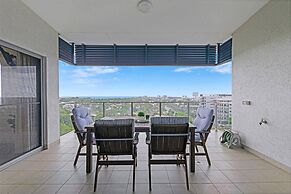 Zen Coastline Pool - Balcony Dining - Seaview