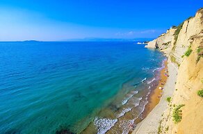 Villa Amarilda - Private Pool Garden in Corfu