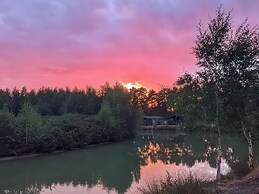 Lakewood Retreat