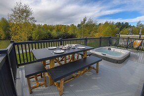 Lakewood Retreat