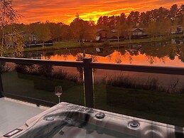 Lakewood Retreat