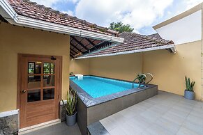 Sterling Govardhana Malampuzha