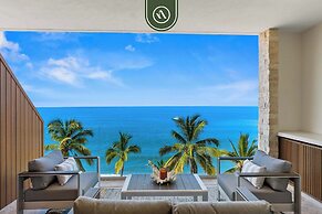 New Stylish 1 BR Condo - Ocean Views - Flex Room