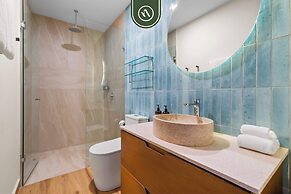 New Stylish 1 BR Condo - Ocean Views - Flex Room