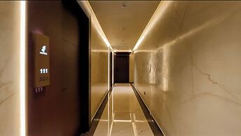 F HOTELS