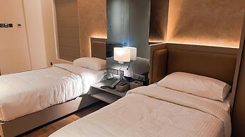 F HOTELS