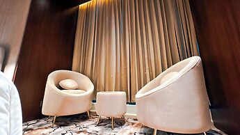 F HOTELS