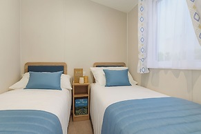 Marton Mere Holiday Village - Holiday Accommodation 17890
