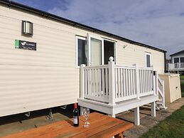 39 Greenlands, Littlesea Holiday Park