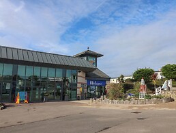 39 Greenlands, Littlesea Holiday Park