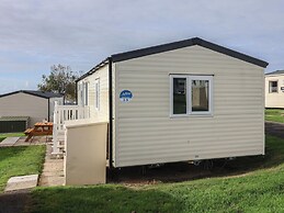39 Greenlands, Littlesea Holiday Park