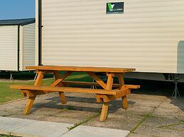 39 Greenlands, Littlesea Holiday Park