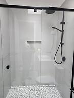 Couples' Haven - 2 Bedrooms