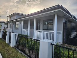 Couples' Haven - 2 Bedrooms