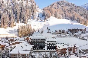 STELLA HOTEL - MY DOLOMITES EXPERIENCE