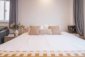 Book and Bed-QuYang Road