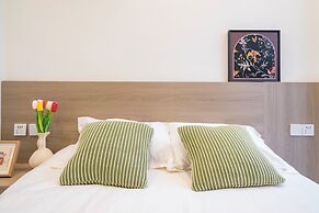 Book and Bed-QuYang Road