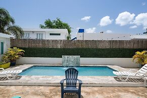 Coastal Paradise With Pool and Ocean Access