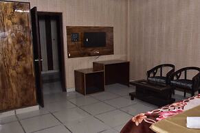 HOTEL RAJWADA RANIPUR