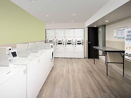 WoodSpring Suites Cleveland Lee University