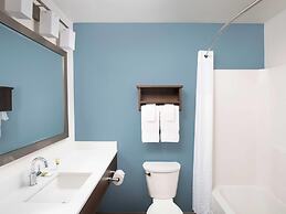 WoodSpring Suites Cleveland Lee University